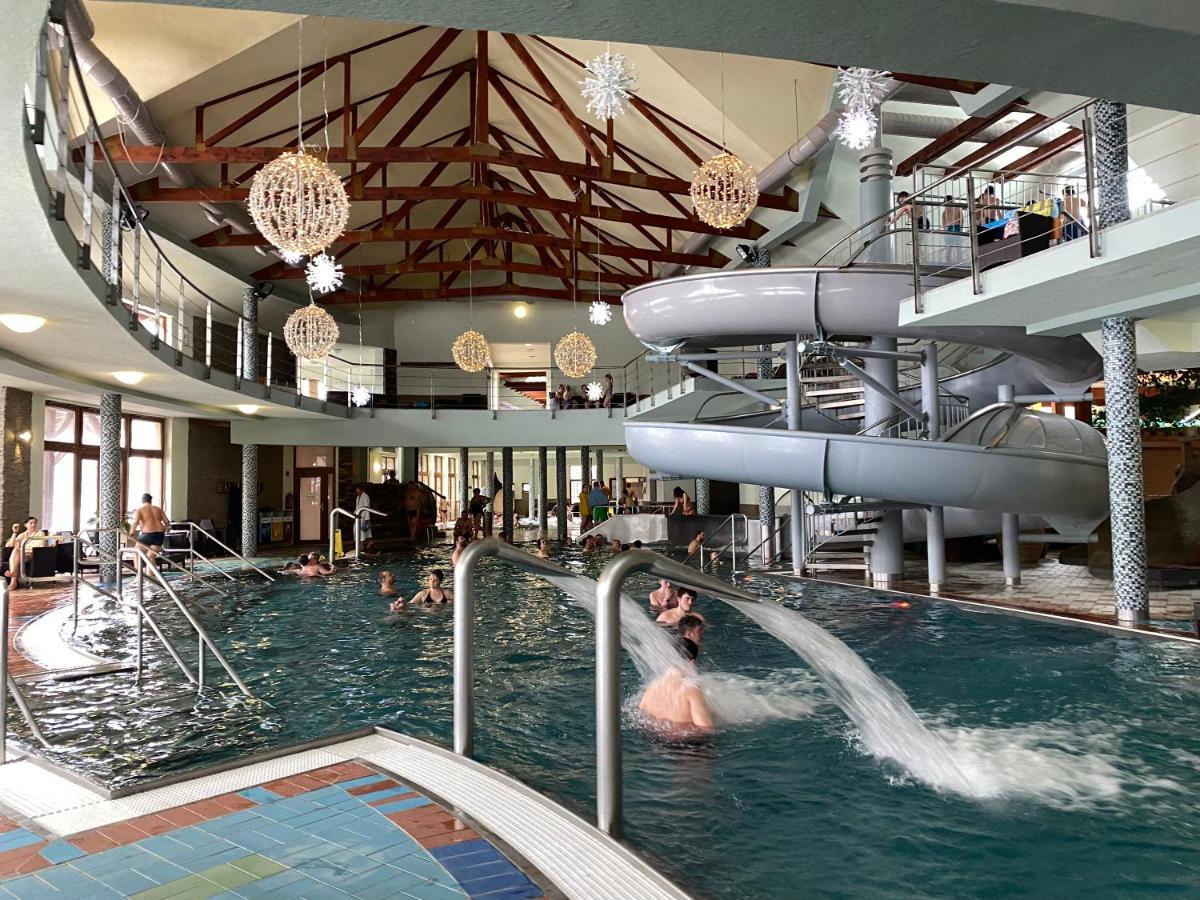 Apartment Family Besenova - Free Swimming Pool Eksteriør bilde